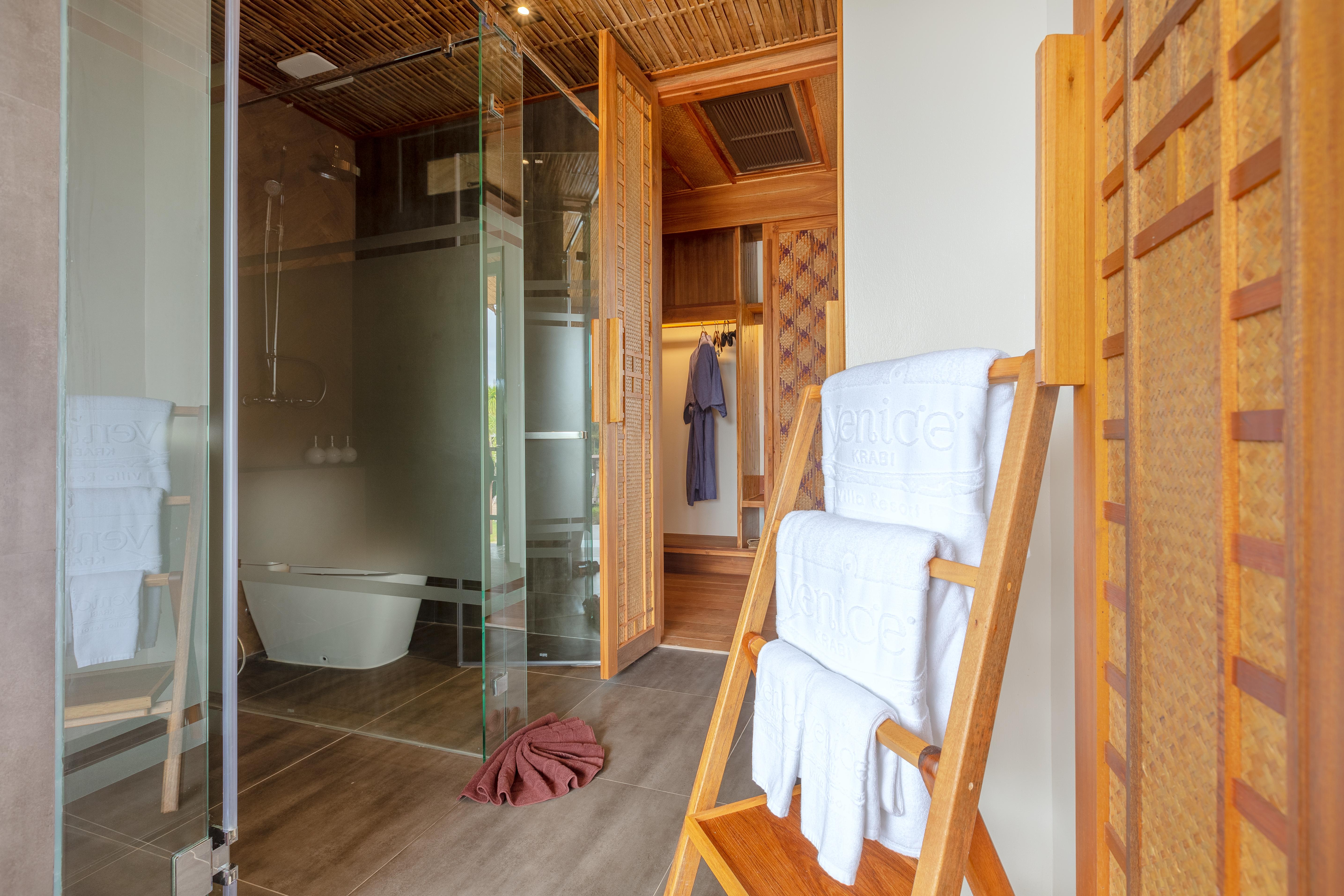 Venice 4* Krabi town