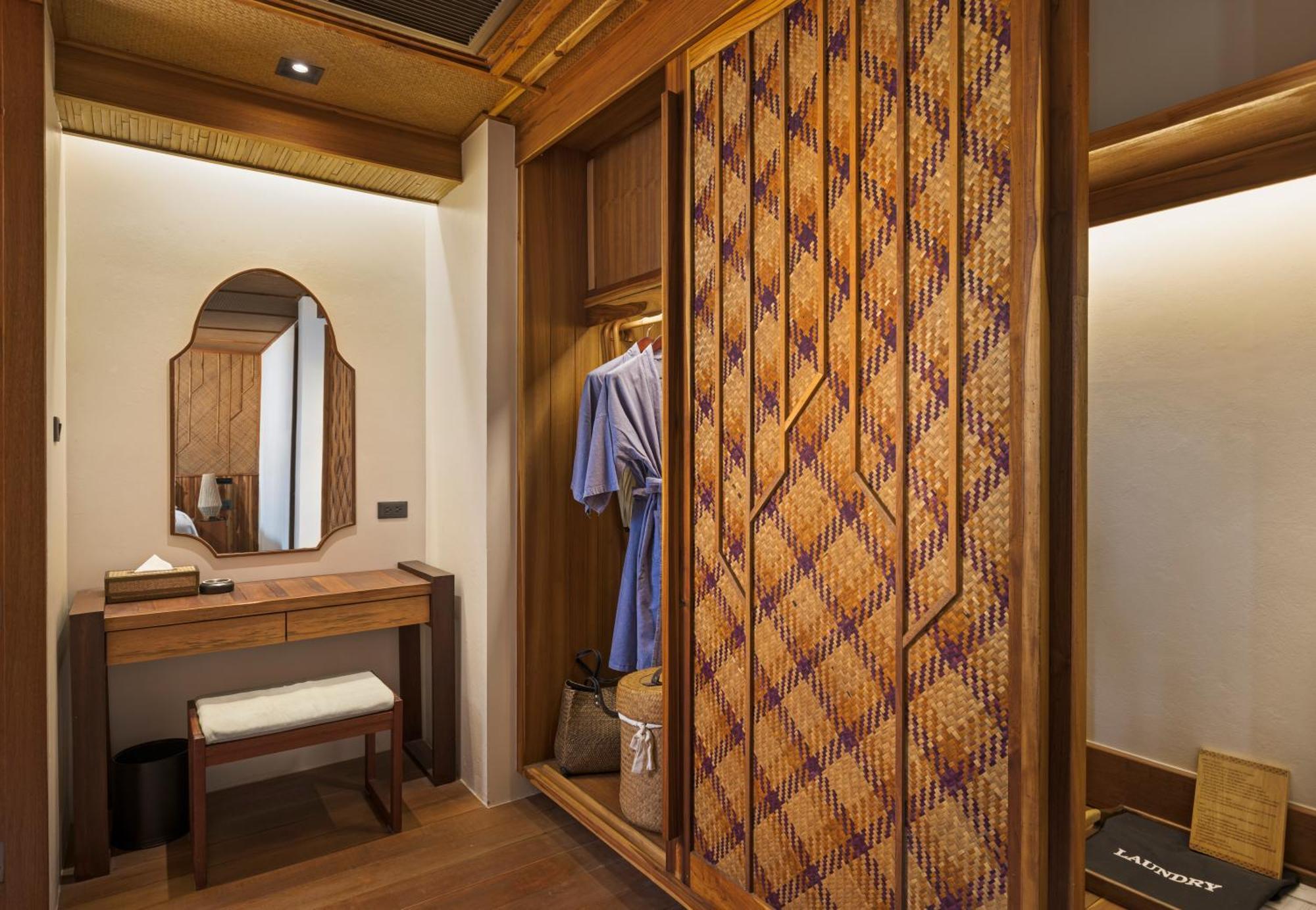 Venice 4* Краби