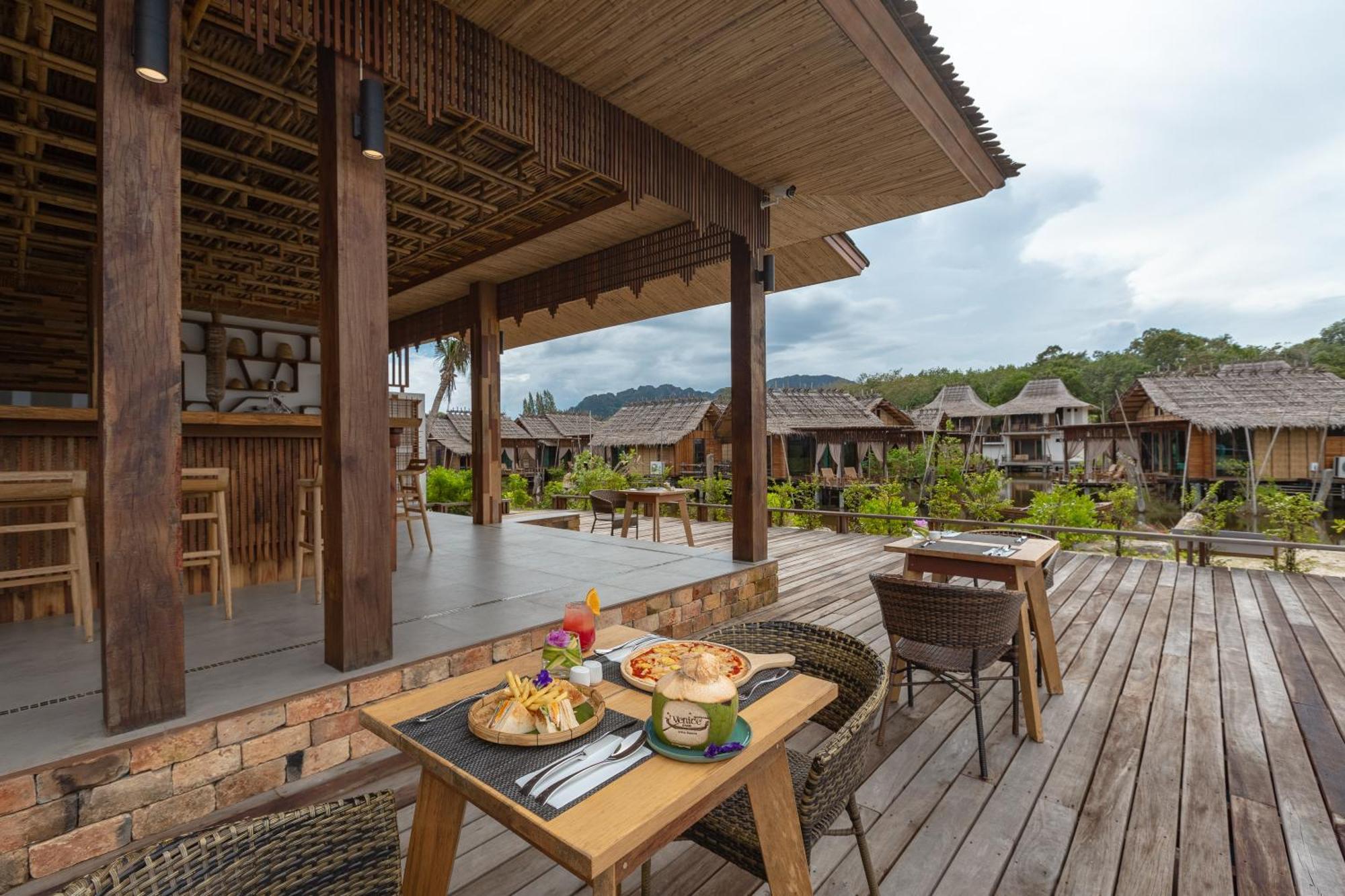 Hotel Venice Krabi town